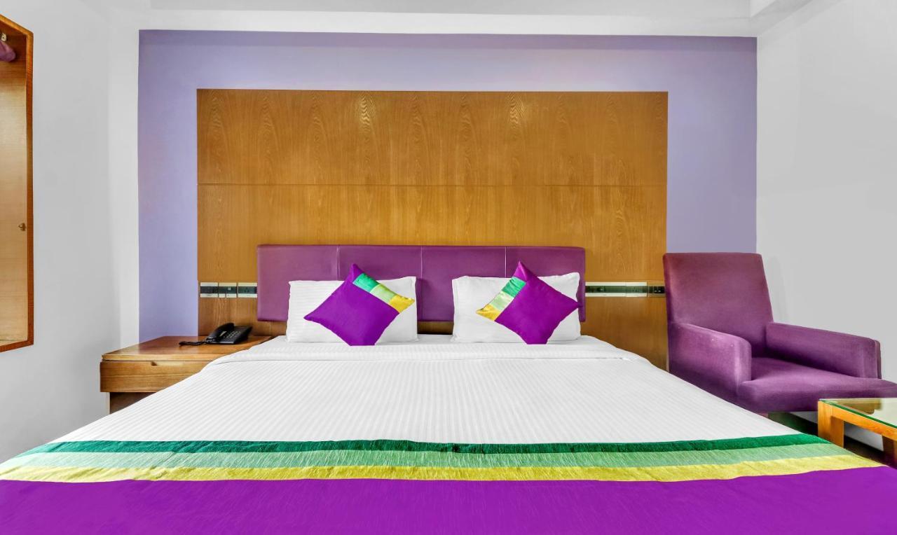 Medora Hotel Calicut Eksteriør billede
