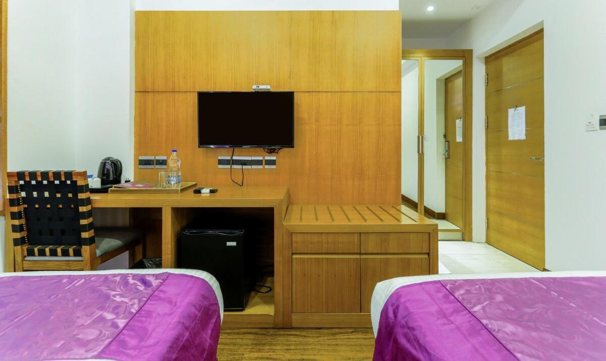 Medora Hotel Calicut Eksteriør billede